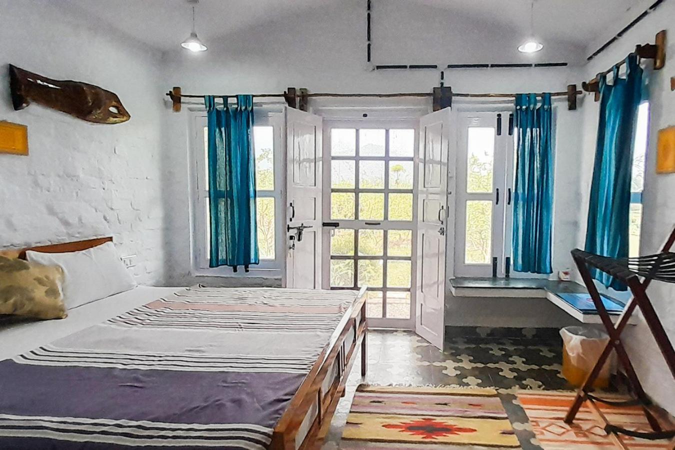 Forest Side Farm - Homestay At Kotabagh Near Nainital And Jim Corbett ภายนอก รูปภาพ