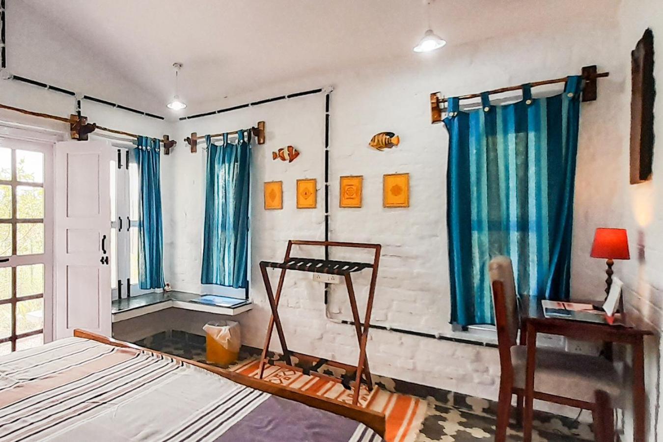 Forest Side Farm - Homestay At Kotabagh Near Nainital And Jim Corbett ภายนอก รูปภาพ